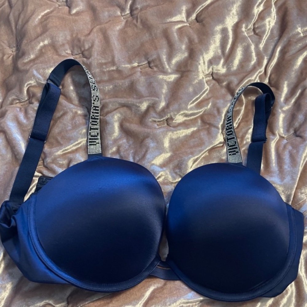New Victorias Secret 34DDD Very Sexy Push Up Shine Strap Bra Retail $72.50